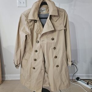 G.H. BASS TRENCHCOAT